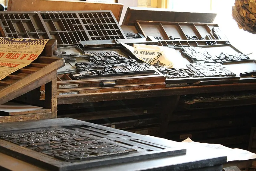 Type cases and forms in a composing room